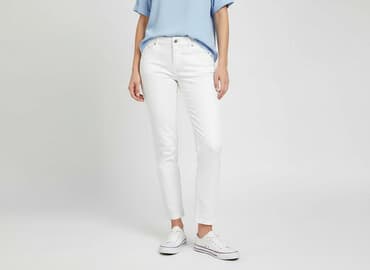 białe jeansy z wysokim stanem: Amisu, Jeansy damskie, rozmiar S — 7