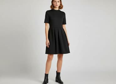 eleganckie sukienki dla niskich pań: Women`s dress, size S — 1