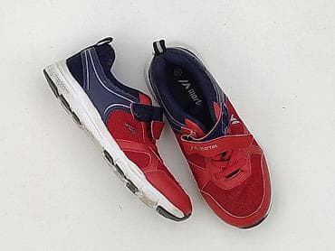 outerwear c: Buty sportowe 33, Używany — 1