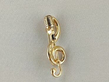 Pin, condition - Very good