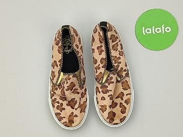 spodenki pull: Trampki Skechers, 34, Używany — 2