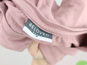 Ubrania damskie: Bluzka damska, M — 4