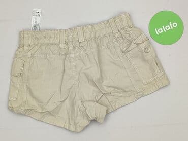 Жінкам: Bershka, Шорти жіночі, розмір S — 3