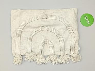 Home Decor: PL - Pillowcase, 35 x 51, color - Beige, condition - Very good — 2