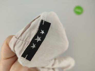 modne bluzki z bufiastymi rękawami: Bluzka damska, rozmiar M — 4