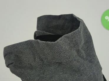 Women: Decathlon, Shorts for women, M — 6