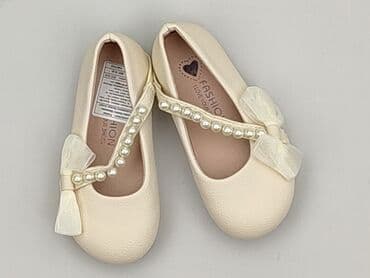 stradivarius torebki: Baletki 24, stan - Idealny — 1