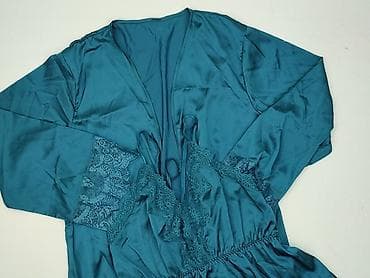 Ubrania damskie: Piżama damska, rozmiar XL — 1
