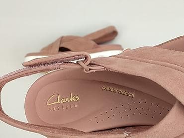 klapkach tekst: Clarks, Sandały damskie, rozmiar 39 — 4