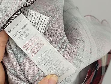 hello kitty primark: Cameo Rose, Bluzka damska, rozmiar S — 6