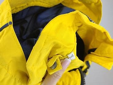 sweter neonowy róż: Kurtka przeciwdeszczowa, 5-6 lat, 110-116 cm, stan - Bardzo dobry — 5