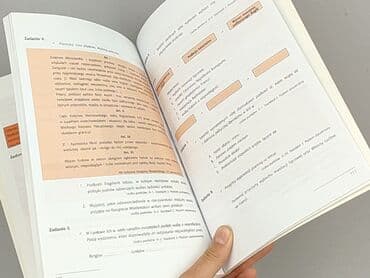 Książki: Książka, gatunek - Edukacyjna, stan - Bardzo dobry — 3