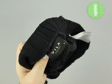 krótkie spodenki i nogi z cellulitem: Vila, Szorty damskie, M — 4