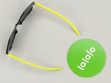 czapka red bull z daszkiem: Okulary, Przeciwsłoneczne, Trapez kształt, stan - Idealny — 4