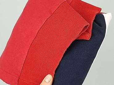 obcisla koszulka: Bluza damska
, rozmiar L — 6