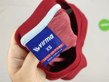 box z koszulkami piłkarskimi: Bluza damska
, rozmiar XS — 4