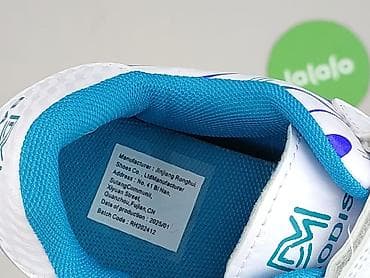 plecak do samolotu: Buty sportowe 35, Używany — 6