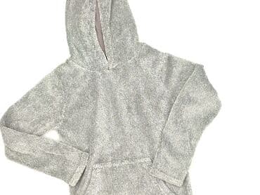 spodnie z obniżonym krokiem: Bluza, 10 lat, 134-140 cm, stan - Bardzo dobry — 1