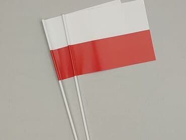 Other art & collectibles products: Dwie używane flagi Polski. Idealne do dekoracji lub na wydarzenia — 1