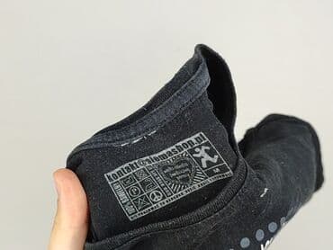 czarne koszulki damskie z nadrukiem: Футболка жіноча, розмір M — 5