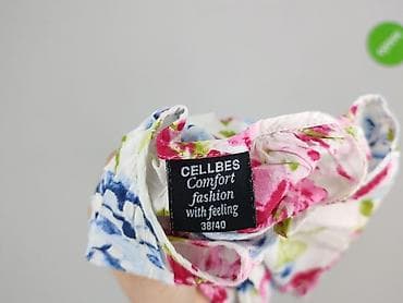 pull and bear white top: Bluzka damska, rozmiar M — 4