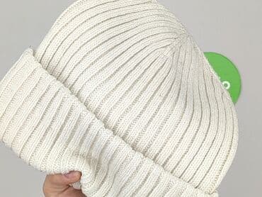 h: Cap, Female, condition - Very good — 4