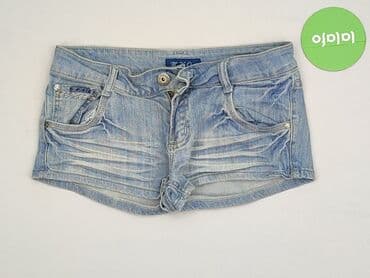 krótkie spodenki i nogi z cellulitem: Szorty damskie, M — 2