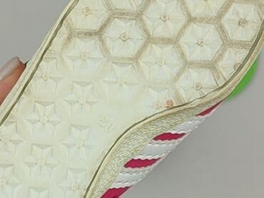 koszulka niemiec różowa: Buciki niemowlęce, Adidas, 20, stan - Bardzo dobry — 6