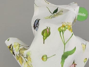 anime rzeczy: Obrus 76 x 73, kolor - Biały, stan - Bardzo dobry — 4