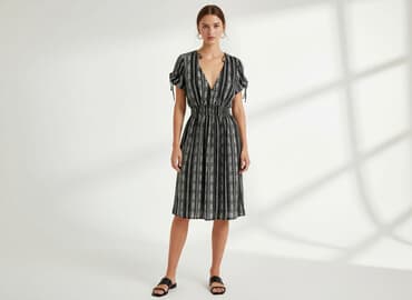 ubrania na plaże: Moodo, Sukienka damska, rozmiar S — 1