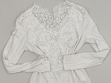 koszulka biala: Bluzka damska, rozmiar S — 1