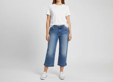 wysokie trampki do krótkich spodni: Spodnie 3/4 damskie, rozmiar L — 5