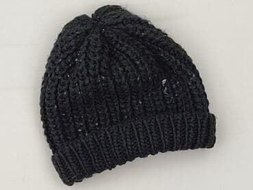 Hats and caps: Cap, Female, condition - Very good — 1