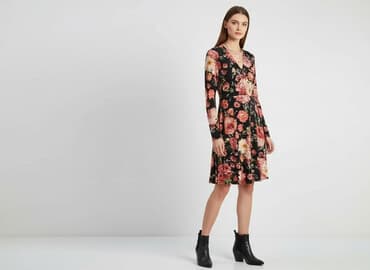 sprzedaż sukienek używanych: Amisu, Sukienka damska, rozmiar XS — 6