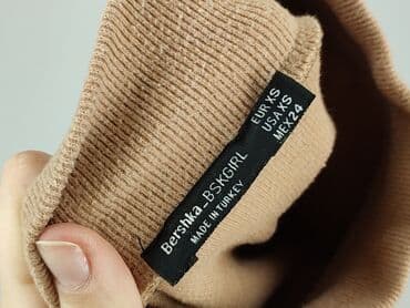 Жінкам: Bershka, Гольф жіночий, розмір XS — 4