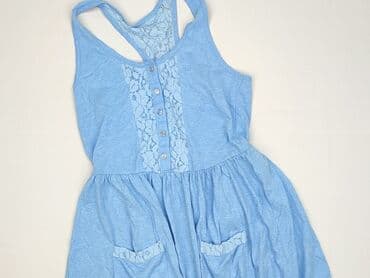 soulcal co t shirt: Soulcal & Co, Women`s dress, size M — 1