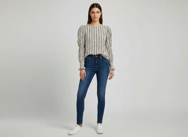 bluzka z samochodem: Moodo, Bluzka damska, rozmiar L — 1