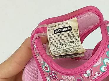 emo bluza: Sandałki Decathlon, 21, Używany — 6