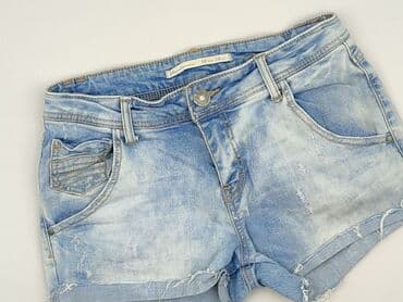 krótkie spodenki wrangler damskie: Stradivarius, Szorty damskie, rozmiar S — 1