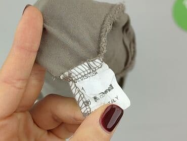 bluzki z odcieciem pod biustem: Bluzka damska, rozmiar S — 4