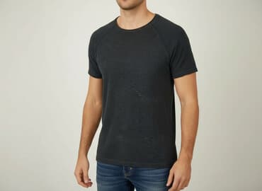 ubrania review: Review, Women`s T-shirt, size XS — 1