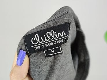 pull and bear czarna bluza: Chillin, T-shirt damski, rozmiar S — 4