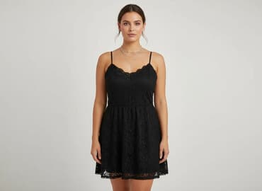 sukienki z gipiury dla puszystych: Divided, Sukienka damska, rozmiar XL — 7