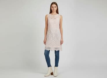 sukienka na wesele w literę a: Women`s dress, size S — 1