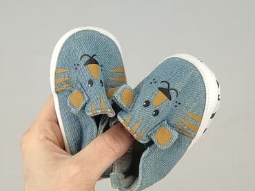 Kids' Footwear: Baby shoes, 19, condition - Very good — 6