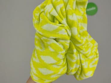 świecące ubrania: T-shirt damski, rozmiar M — 4