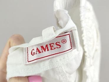 pull and bear spodenki dresowe: Spodnie materiałowe damskie, rozmiar 2XS — 4