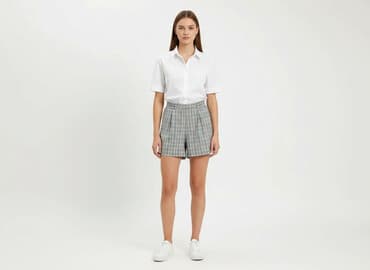 krótkie spodenki wiązane: Sinsay, Szorty damskie, rozmiar XS — 8