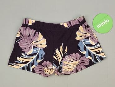 krótkie spodenki i nogi z cellulitem: Szorty damskie, M — 3