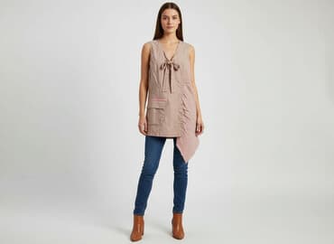 aplikacje z ubraniami: Bluzka damska, rozmiar S — 7